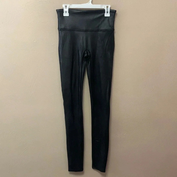 Spanx Faux Leather Leggings in Black Size Small - Picture 2 of 14